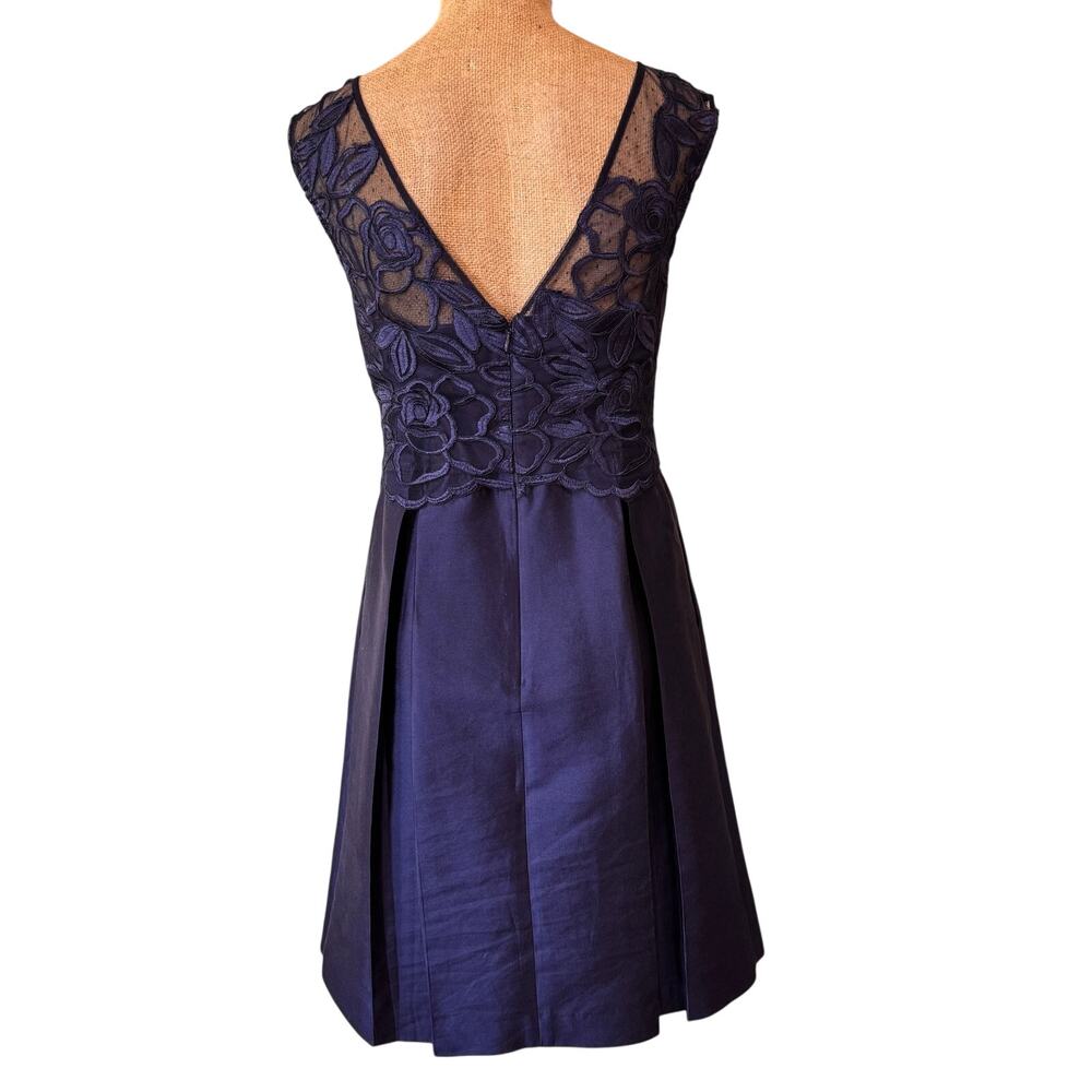 Kay Unger Lace Trimmed Cocktail Party Dress Size 6 Pleated Skirt Blue Black Tie - Picture 4 of 14